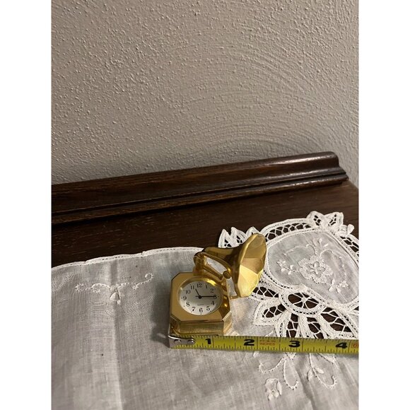 Miniature Gramophone Novelty Clock - Picture 3 of 5